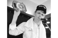 Jerry Reed at Yokota Air Base in April, 1989.