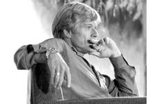 Robert Redford meets the press in Tokyo during an August, 1984 tour to promote his latest film, "The Natural."