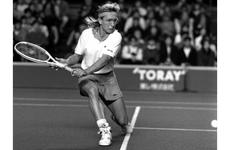 Top-seeded Martina Navratilova