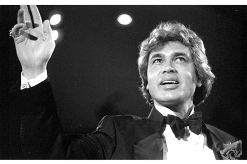 Englebert Humperdinck, at the 10th annual Tokyo Music Festival in 1981.