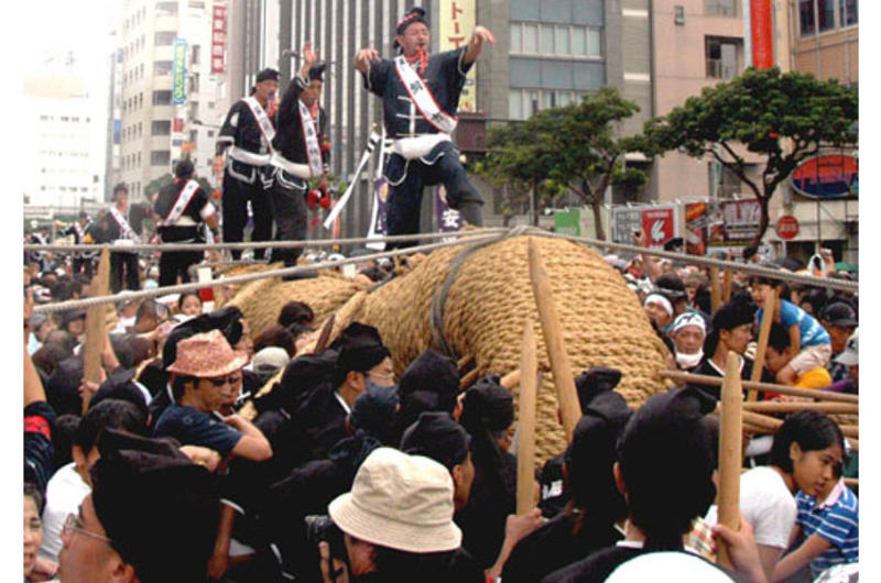 Naha Giant Tug of War